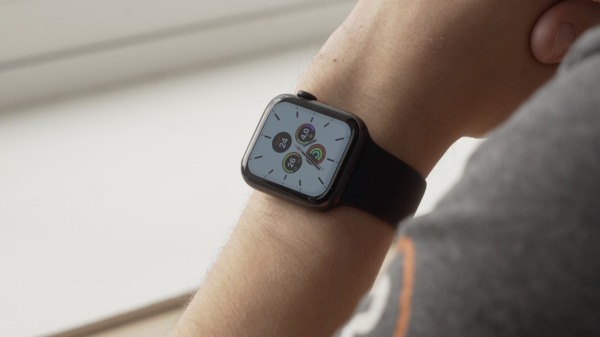 ¿Puedes pintar correas de Apple Watch?  (Explicado)